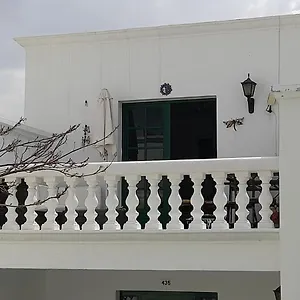 Fabulous 1-bed In Puerto Del Carmen Apartamento Puerto del Carmen (Lanzarote)